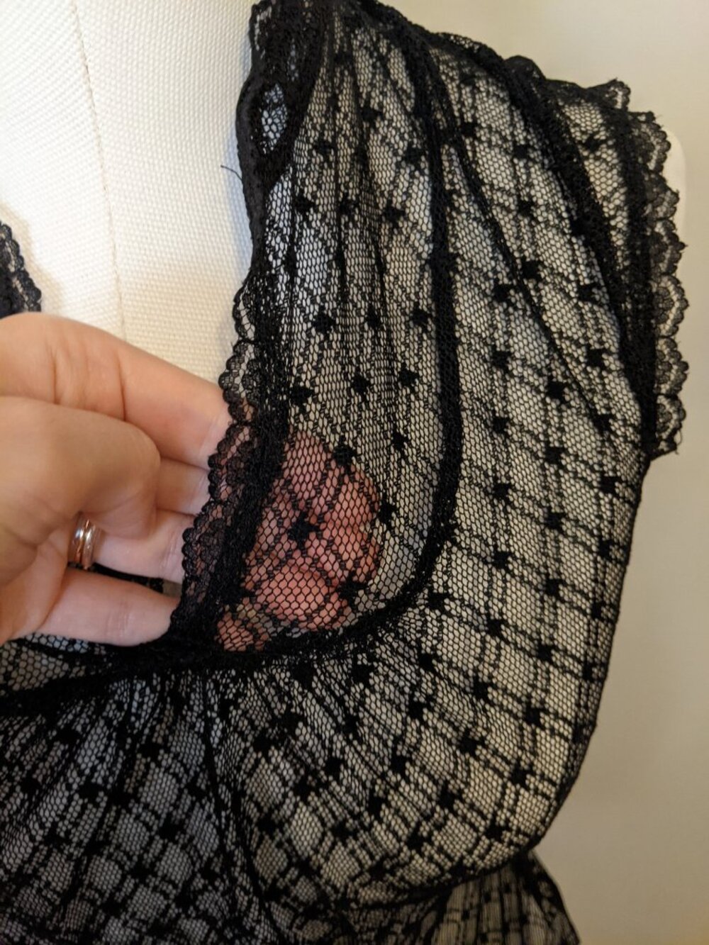 Sheer Black Lace Top Diamond Pattern Scalloped Collar Whimsigoth Gothic Vamp S - Picture 3 of 7